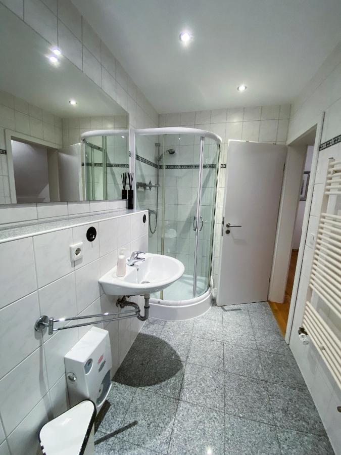 Jalda Apartments デュッセルドルフ エクステリア 写真